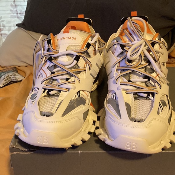 Balenciaga MEN'S TRACK SNEAKER IN WHITE/Orange - Picture 3 of 11